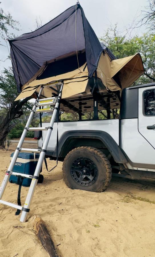 Explore Maui'S Diverse Campgrounds And Uncover The Island'S Beauty From Fresh Perspectives Every Day As You Journey With Aloha Glamp'S Great Jeep Equipped With A Rooftop Tent Paia Exterior photo