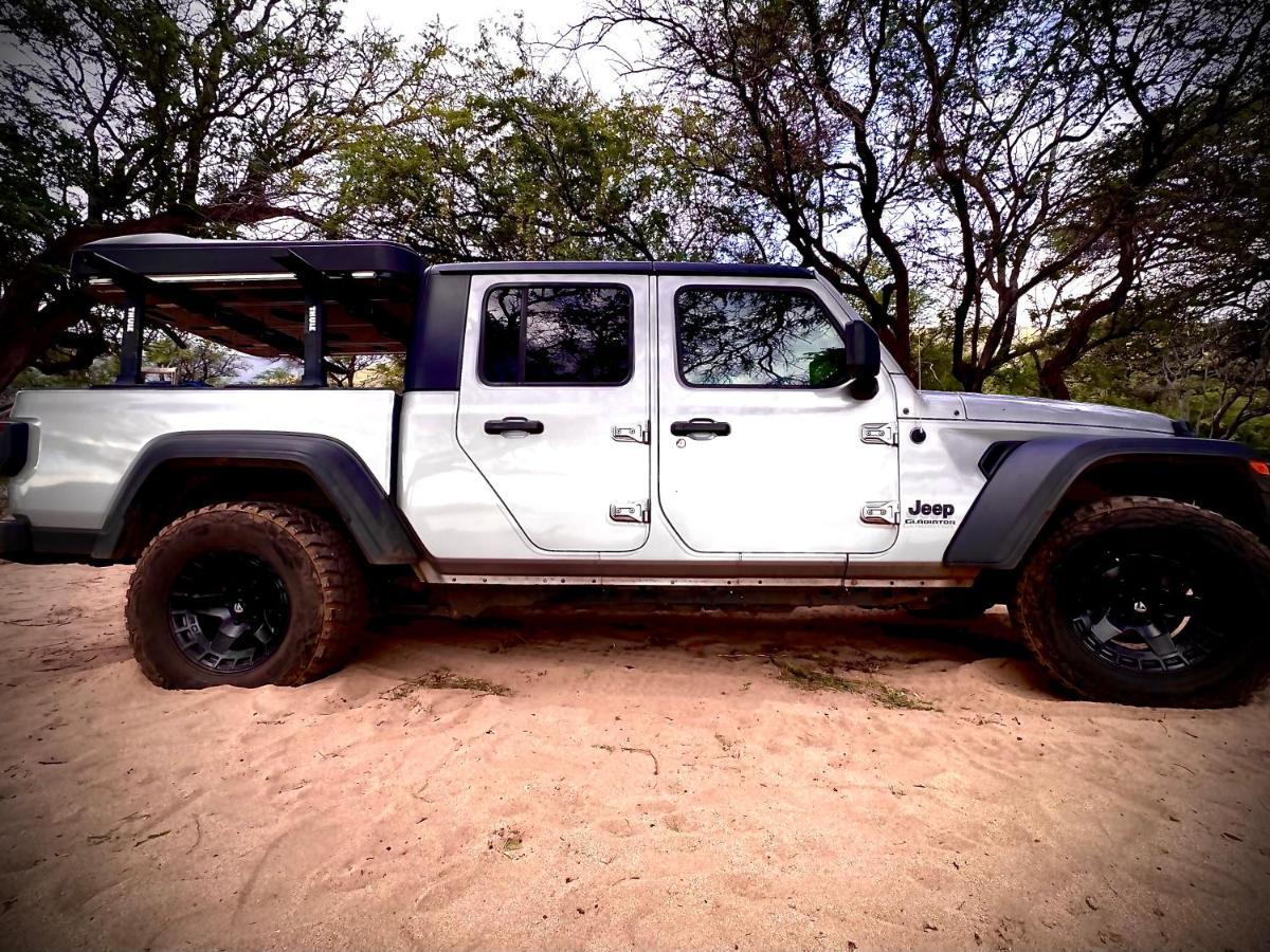 Explore Maui'S Diverse Campgrounds And Uncover The Island'S Beauty From Fresh Perspectives Every Day As You Journey With Aloha Glamp'S Great Jeep Equipped With A Rooftop Tent Paia Exterior photo