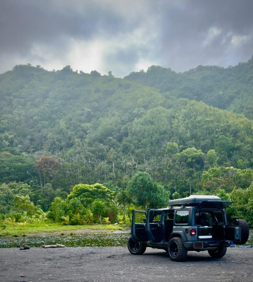 Explore Maui'S Diverse Campgrounds And Uncover The Island'S Beauty From Fresh Perspectives Every Day As You Journey With Aloha Glamp'S Great Jeep Equipped With A Rooftop Tent Paia Exterior photo