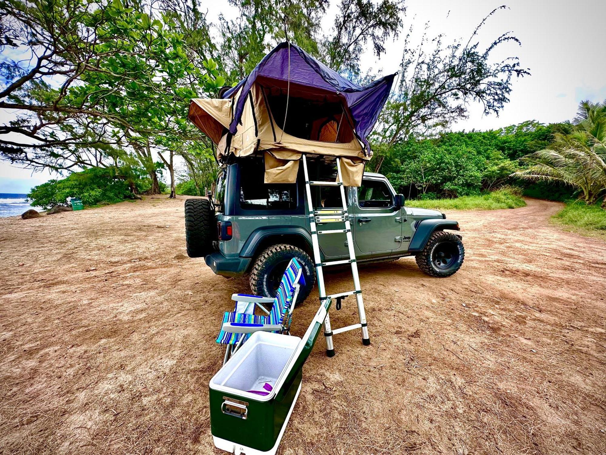 Explore Maui'S Diverse Campgrounds And Uncover The Island'S Beauty From Fresh Perspectives Every Day As You Journey With Aloha Glamp'S Great Jeep Equipped With A Rooftop Tent Paia Exterior photo